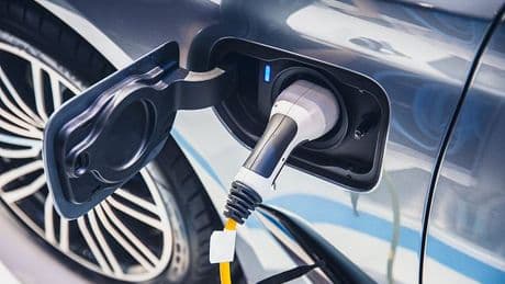 UK electric vehicle charging revolution stalls