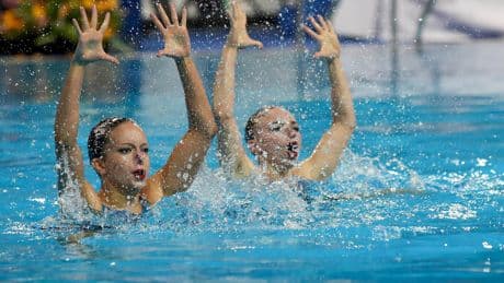 Synchronschwimmerinnen begeistern - Historische deutsche EM-Medaille!