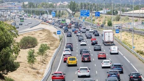 Los coches españoles siguen envejeciendo y ya pisan los talones a Lituania, Polonia y Rumanía