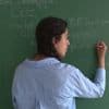 Éducation : des classes expérimentales au collège pour amener plus de filles vers les filières scientifiques