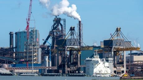 Tata Steel Nederland schrapt minder banen bij reorganisatie
