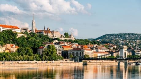UK airport gets new TUI flights to quirky European capital dubbed the ‘city of baths’