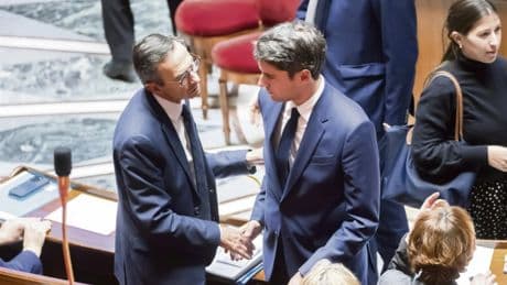 « Depuis un an on se regarde tous en se demandant à quoi on sert » : avec la chute annoncée du gouvernement, le « socle commun » en ruines