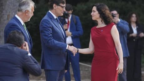 Ayuso, sobre las lenguas en la Conferencia de Presidentes: "Se quiere visibilizar un Estado plurinacional que no somos"