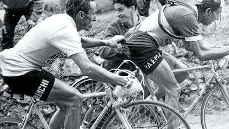 La Vuelta'25 recuerda a Conterno, que ganó por 13 segundos a Loroño