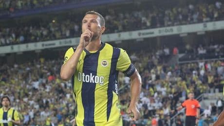 SON DAKİKA | Edin Dzeko, Fenerbahçe’ye veda etti
