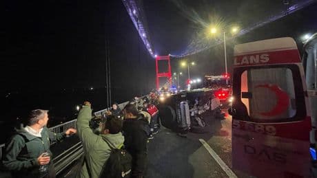 FSM Köprüsü'nde feci kaza: Ölü ve yaralılar var
