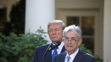Trump visitará la Fed en medio de sus ataques a Powell por no bajar los tipos