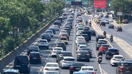 İstanbul'da bayramın ikinci gününde trafik yoğunluğu