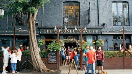 Au Royaume-Uni, la lente disparition des pubs