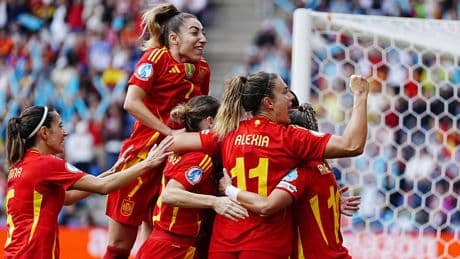 Apoyo sin precedentes a la selección española femenina de fútbol: una Eurocopa que corona años de lucha y gloria