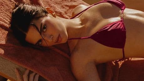 El bikini &#039;minimal&#039; con el que Kendall Jenner incendia las redes: &quot;Qué monumento&quot;