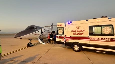 Ağrı'da ambulans uçak kalp hastası bebek için havalandı