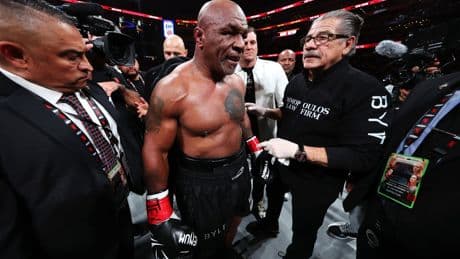 Mike Tyson makes Canelo vs Crawford prediction: ‘Doesn’t look like it will happen’