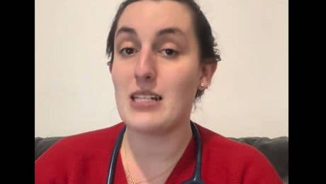 Inés Rodrigo, médico: "Una de las cosas fundamentales para prevenir la infección de orina es la hidratación"