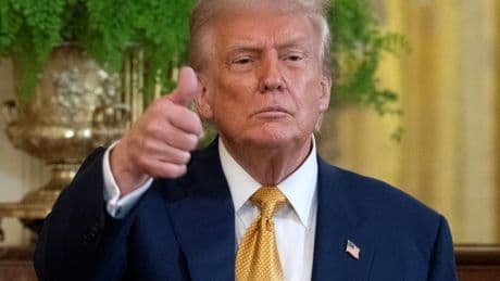 Donald Trump se rend en Écosse, entre diplomatie, golf et intérêts privés
