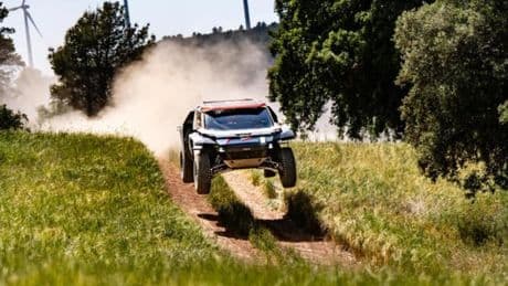 Nasser Al-Attiyah, sin piedad con MD en su Dacia del Dakar: "¿Has alucinado, eh?"