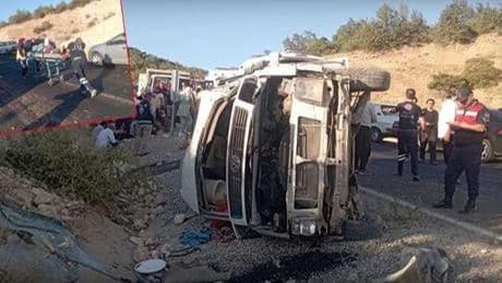 Adıyaman'da feci kaza! Tarım işçilerini taşıyan minibüs devrildi: 23 yaralı