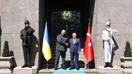 Bakan Güler, Ukrayna Milli Güvenlik ve Savunma Konseyi Sekreteri Umerov ile görüştü