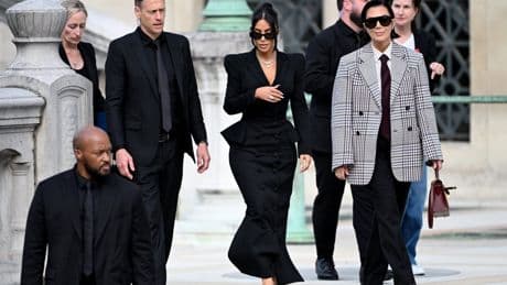 Kris Jenner or Pamela Anderson? You have to pick a side