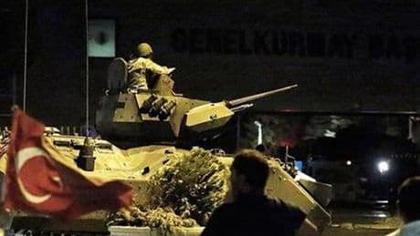 FETÖ'nün 15 Temmuz Darbe Girişimi: 9 yılda 113 binden fazla tutuklama