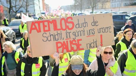 Pflege | Arbeit am Menschen aufwerten