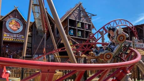 Parc Astérix : que vaut la nouvelle montagne russe familiale Cétautomatix ?