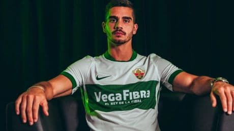 André Silva refuerza la delantera del Elche