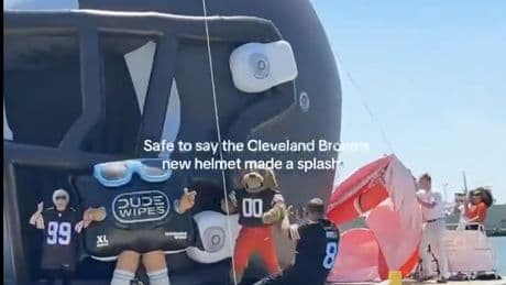 Browns accused of staging viral moment in photographer’s lake fall debacle