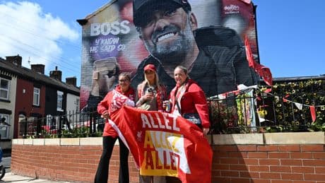 Liverpool : «You’ll never walk alone», Jürgen Klopp réagit au drame de la voiture-bélier