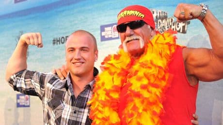 Nick Hogan prijst overleden ’vader, mentor en beste vriend’ Hulk