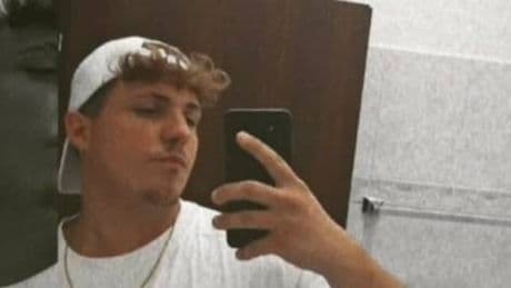 Alessio confessa: "Martina ha rifiutato il mio abbraccio. Colpita alle spalle"