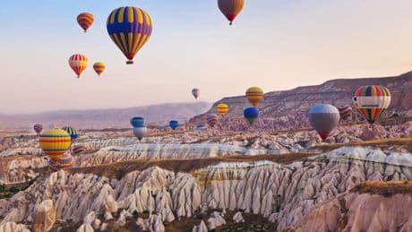Sezon başlarken sektörde olumsuz çalışma koşulları ve yetersiz haklar gündemde: Turizmde sessiz çığlık