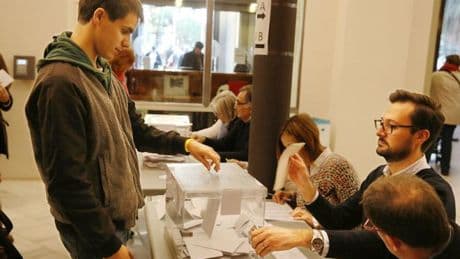 Rego avanza para antes de verano el borrador sobre el voto a los 16 años pese a las dudas del PSOE y la alerta del CIS