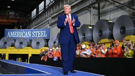 Trump verdubbelt importheffingen op staal en aluminium