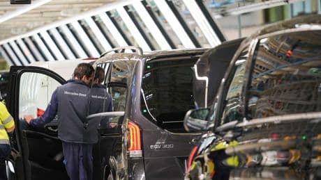 Las plantas españolas pierden la producción de 112.000 vehículos en lo que va de 2025