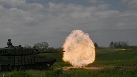 Guerre en Ukraine : Washington et Kiev signent un accord pour l’accès aux ressources ukrainiennes