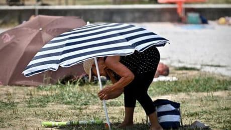 La canicule fait de nouveau suffoquer la France : « 43 °C franchement, je savais à peine que cela existait »