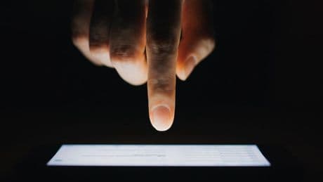 Delete Any App On Your Smartphone If You See This On Screen