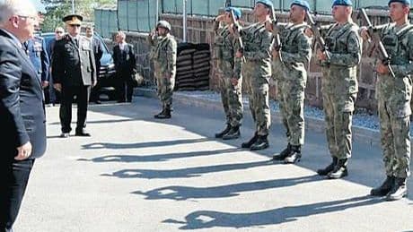 Bakan Güler’den Komando taburuna ziyaret
