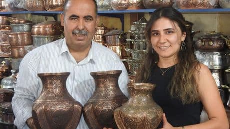 Bu vazonun değeri dudak uçuklatıyor; otomobil fiyatına satılıyor
