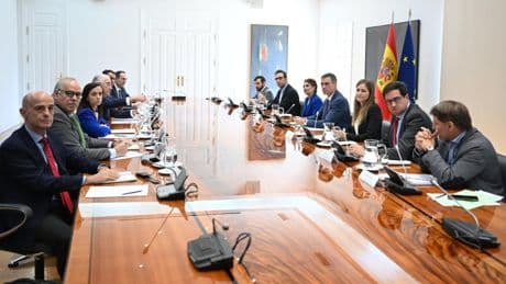 Sánchez pide a las eléctricas que colaboren en la investigación del apagón