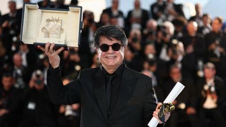 El iraní Panahi carga contra el régimen tras ganar la Palma de Oro en Cannes: "Lo más importante es la libertad"