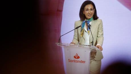 La gran banca española no se inmuta ante la bajada de tipos y destroza récords: ganó 17.086 millones, un 11,8% más