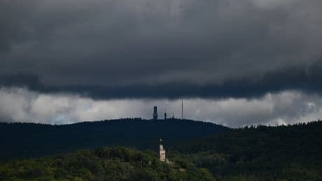 Liveticker Hessen & Frankfurt: Weiterhin Gewitter und Schauer in Hessen
