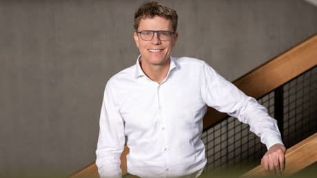 „Durch Handgeld reduziert man die Wahrscheinlichkeit, dass Gerichte es für rechtswidrig erklären“