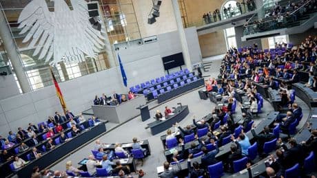 Reformpläne: Bundestags-Debatten sollen lebendiger werden