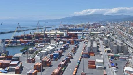 Porto di Genova, si allarga l’emergenza concessioni