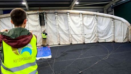 Énergie éolienne aéroportée : quand les cerfs-volants irlandais défient les éoliennes classiques