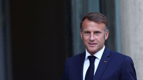 Francia, Macron: pieno sostegno a Bayrou, con lui perfetta sintonia